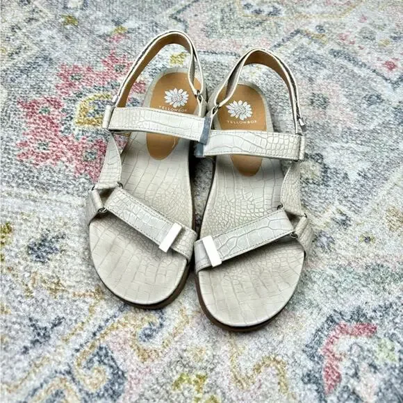 Yellow Box Weston Beige Adjustable Sandals Size 6 - Picture 2 of 11